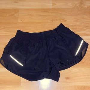 Lululemon hotty hot shorts